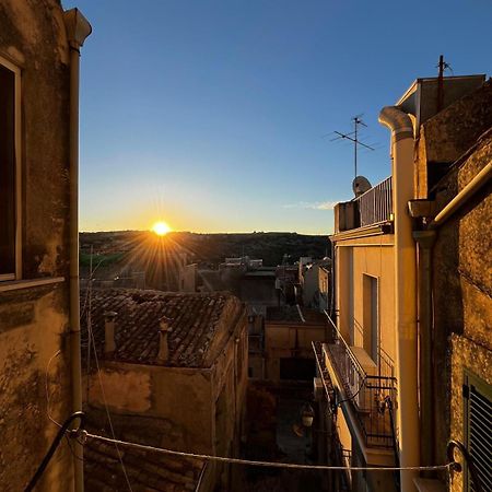 Апартаменти L'Altra Modica Locazione Turistica Екстер'єр фото